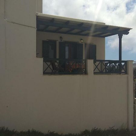 Ampeloessa Apartment Mesi  ภายนอก รูปภาพ